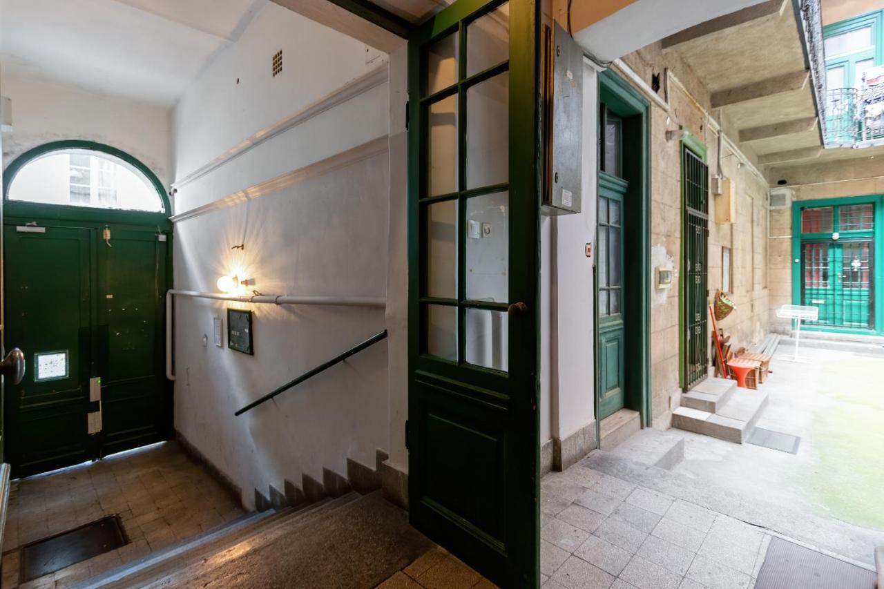 Spacious & Stylish Apartment In Downtown Budapest Ngoại thất bức ảnh