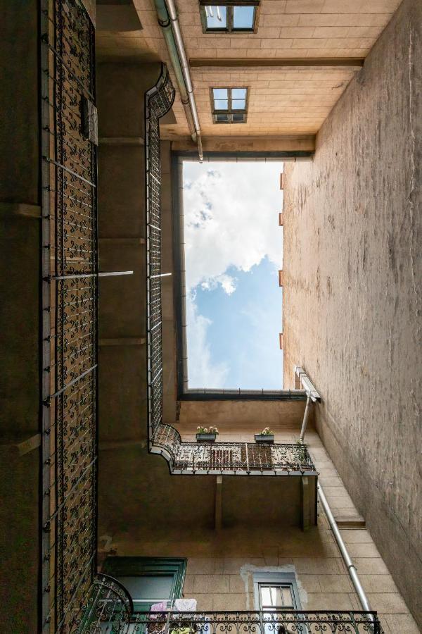 Spacious & Stylish Apartment In Downtown Budapest Ngoại thất bức ảnh