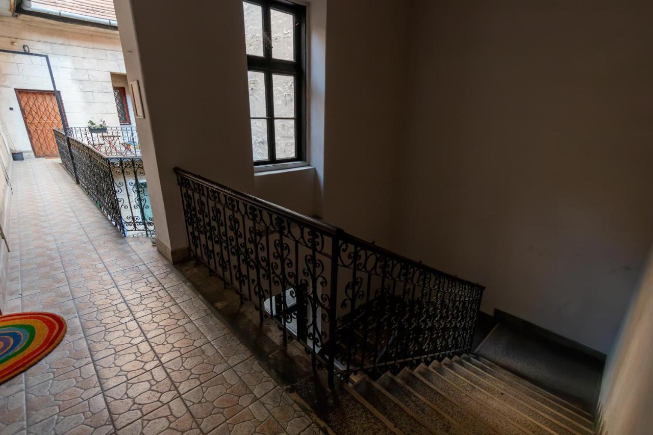 Spacious & Stylish Apartment In Downtown Budapest Ngoại thất bức ảnh